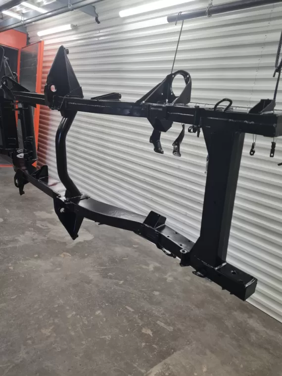 Rénovation châssis 4x4, Corse, STM