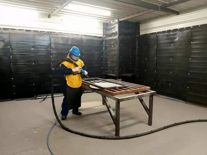 Cabine de sablage, STM, Corse