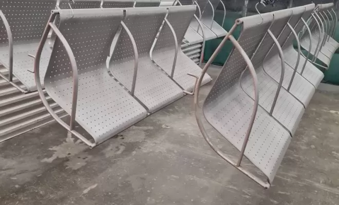 Rénovation de banc, Corse, STM